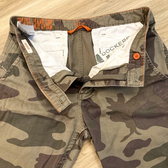 Dockers Camo Pants - Picture 4 of 7